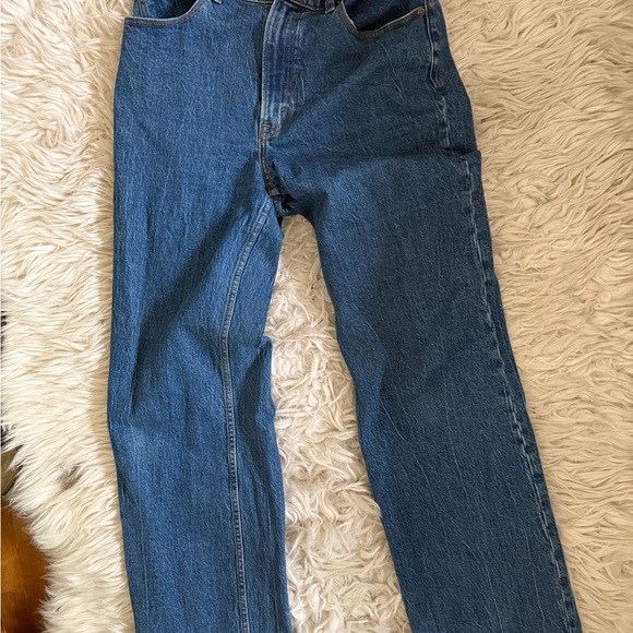 High Rise 90s Relaxed Jean - Picture 2 of 4